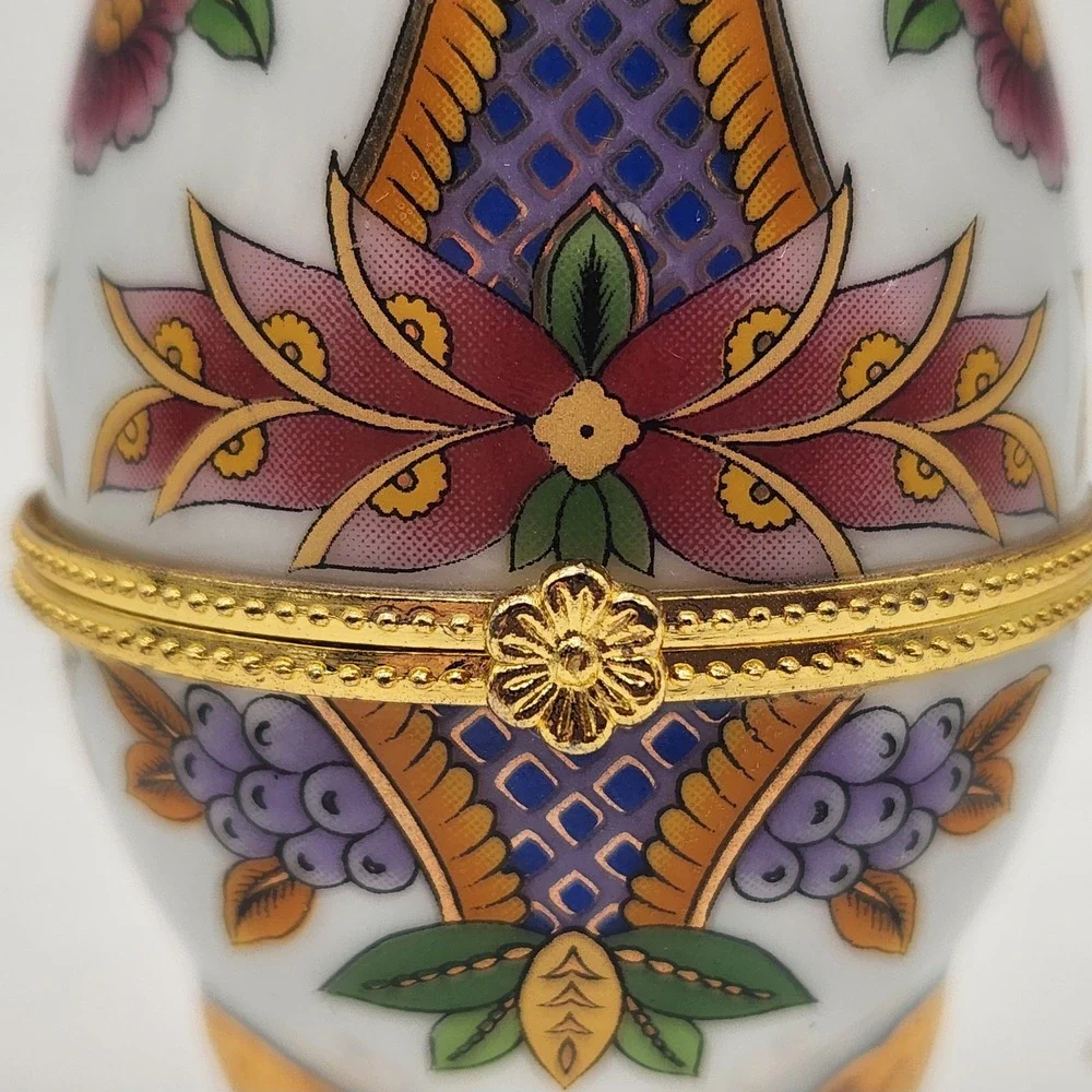 Vintage Porcelain Egg Trinket Box Hinged Footed Floral Gold Trim Limoges Style